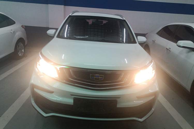 Used Geely Auto Vision X3 2019 Upgraded Model 1.5L Manual Elite Version Front