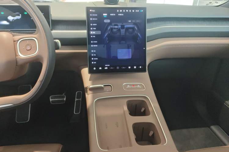 Used Nio ES8 2024 75 kWh
