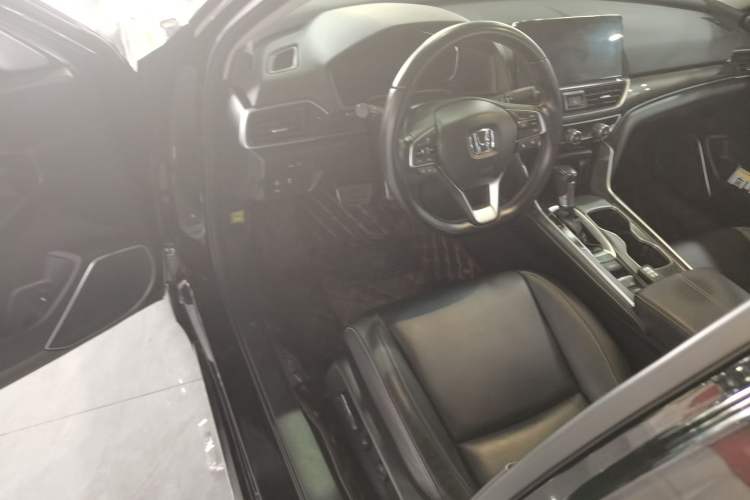 Used Honda Accord 2022 260TURBO Phantom Night · Prestige Edition