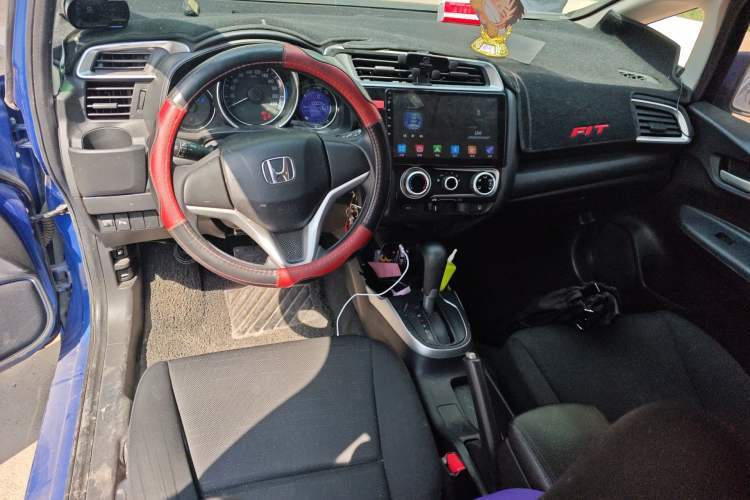 Used Honda Fit 2014 1.5L SE CVT Fashion Model
