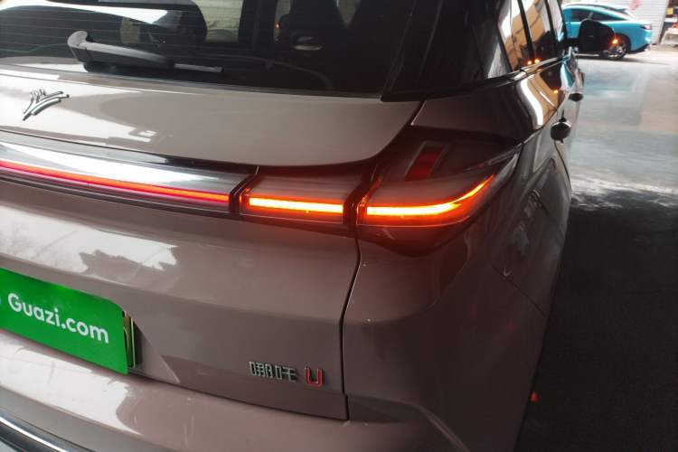 Used NETA U 2022 Zhi 400 Lithium-Nickel-Manganese-Cobalt Energy System
