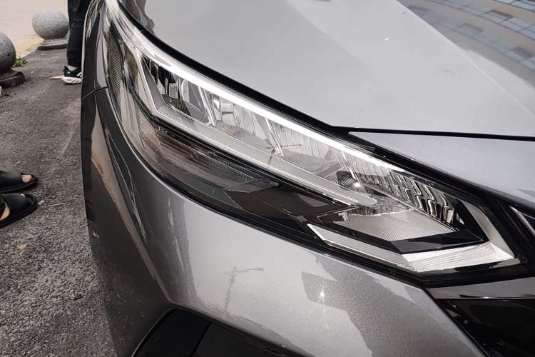 Used Nissan Sylphy 2022 1.6L XL CVT Enjoyment Edition Right Front Headlight