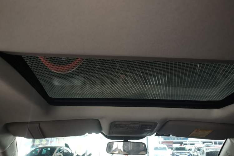 Used Geely Auto GX7 2014 2.0L Automatic Prestige Edition