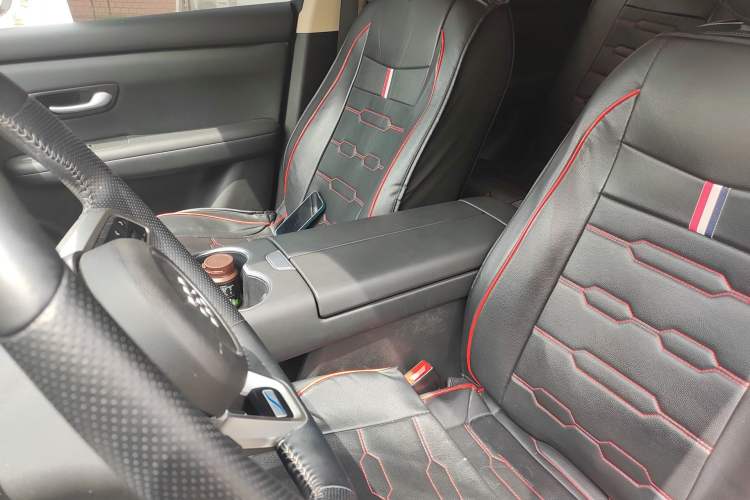 Used Landian E5 PLUS 2025 165 km Long-Range Version PLUS 7-Seater