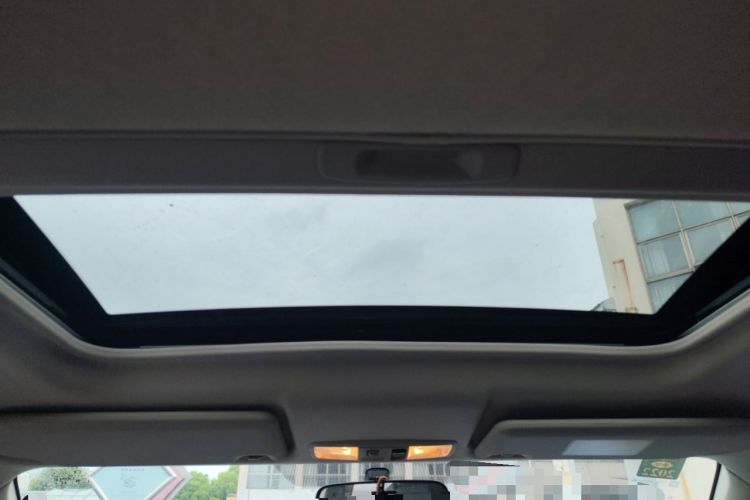 Used Mitsubishi Outlander 2013 2.4L 4x4 Luxury Navigation Edition 5 Seats Headliner