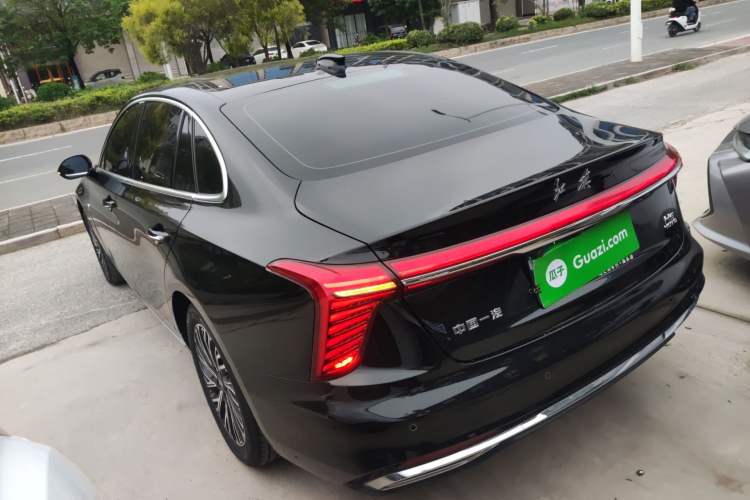 Used Hongqi H5 2024 2.0T Automatic Smart Connect Flagship Edition Exterior 2