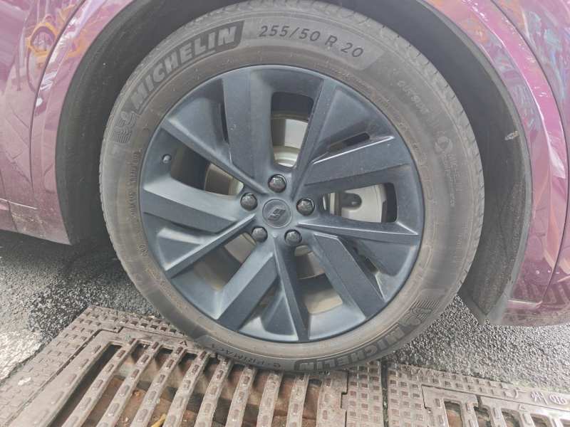 Used Li Auto L8 2023 Pro Model — 17