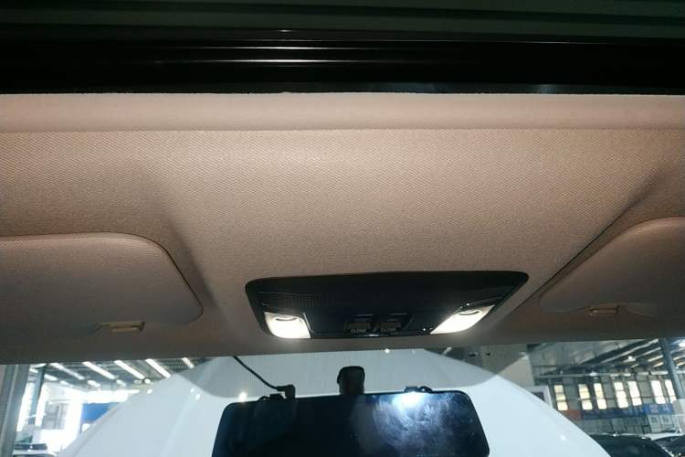 Used Honda Vezel 2020 1.5L CVT Elite Edition
