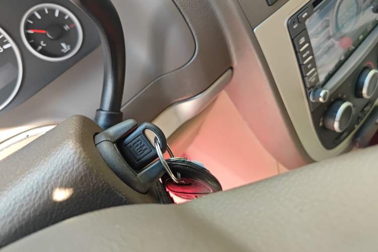 Used Buick GL8 2014 2.4L Classic Edition