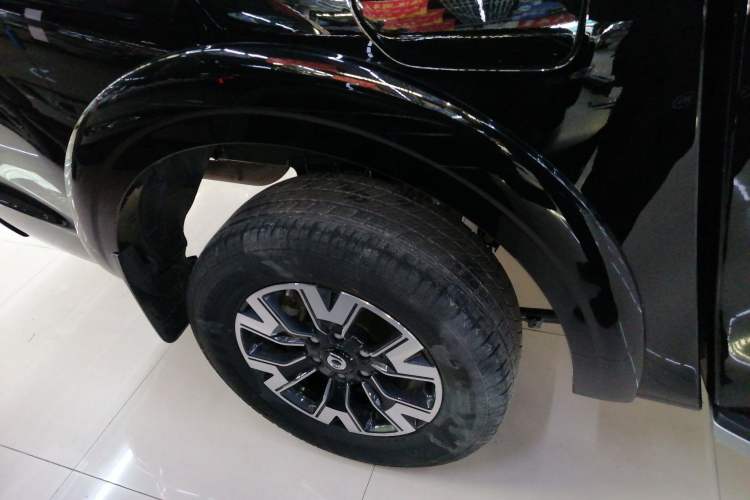 Used Great Wall Poer 2023 2.0T Passenger Version Automatic Diesel 4x4 Comfort Trim – GW4D20M