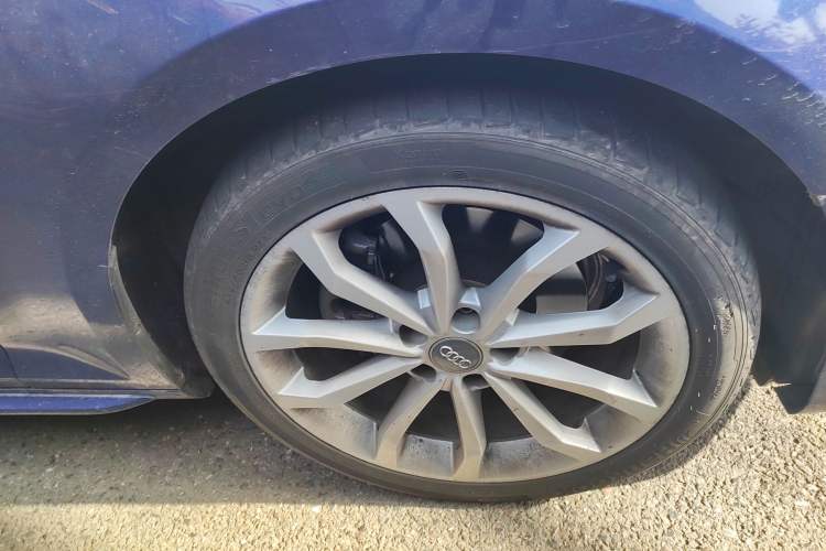 Used Audi A4L 2018 30th Anniversary Edition 40 TFSI Fashion Model