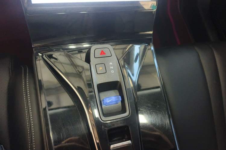 Used Dongfeng Aeolus Mage 2023 1.5T Luxury Edition

