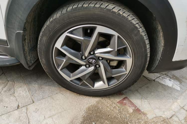 Used Hyundai Tucson 2020 280TGDi Two-Wheel-Drive GLS Smart Connectivity Version China VI Standard
