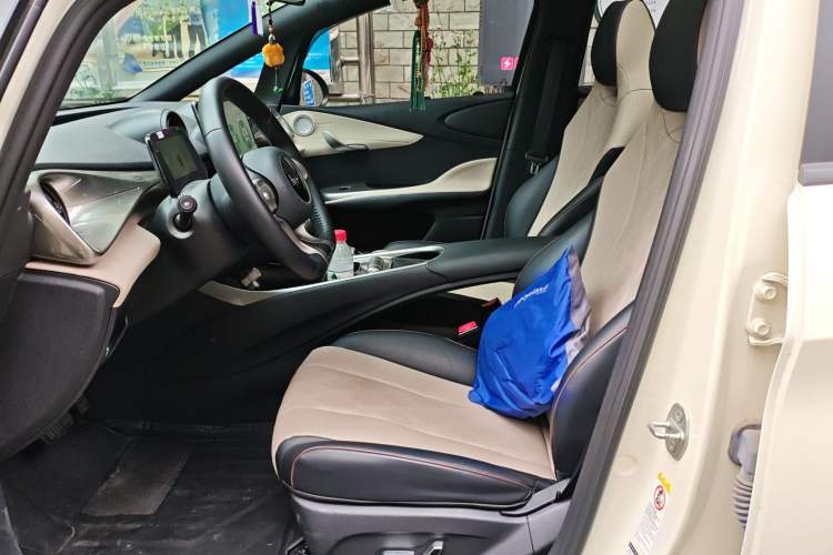 Used BYD Dolphin 2023 420 km Fashion Edition Left Front Seat