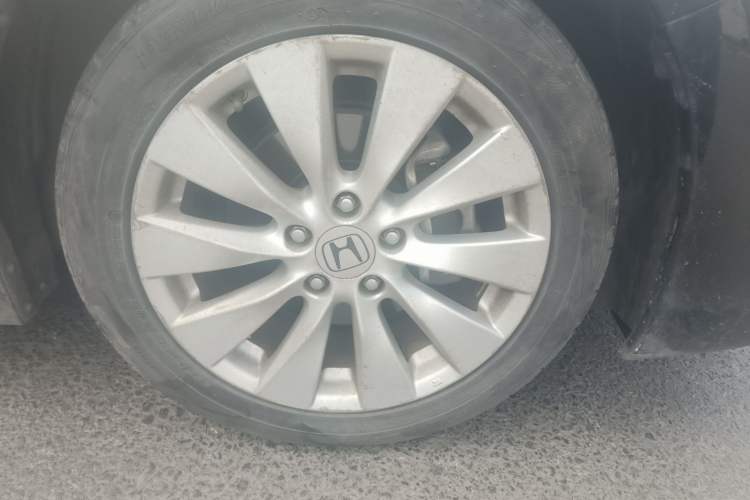 Used Honda Accord 2014 2.4L EX Luxury Edition Right Front Wheel Hub