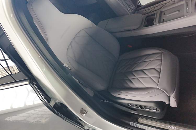 Used Nio EC6 2025 75 kWh
