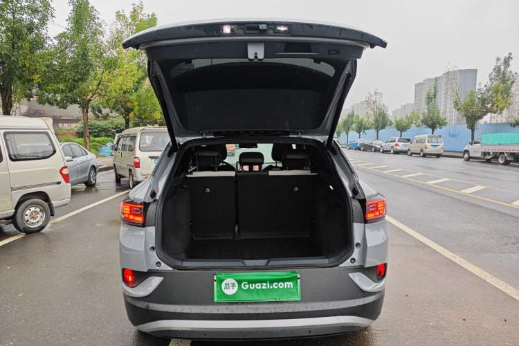 Used Volkswagen ID.4 CROZZ 2022 Long-Range PURE+ Edition
