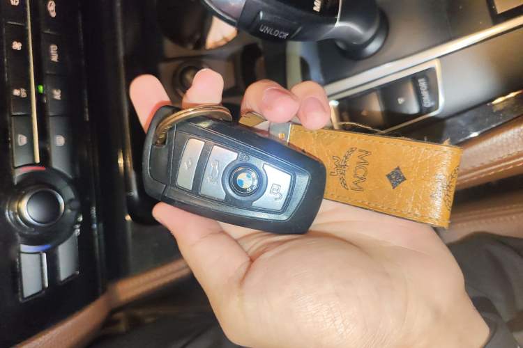 Used BMW 5 Series 2014 520Li Elegant Model