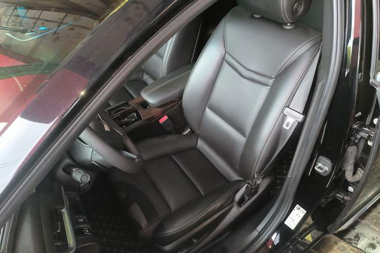 Used Cadillac XTS 2018 28T Tech Edition Left Front Seat