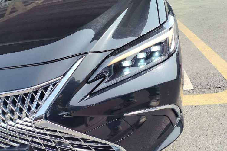 Used Lexus ES 2023 200 Excellence Edition