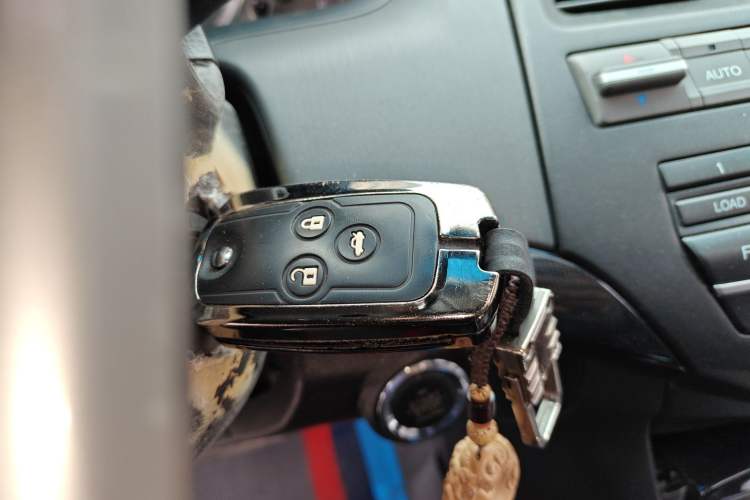 Used Honda Accord 2013 2.0L SE
