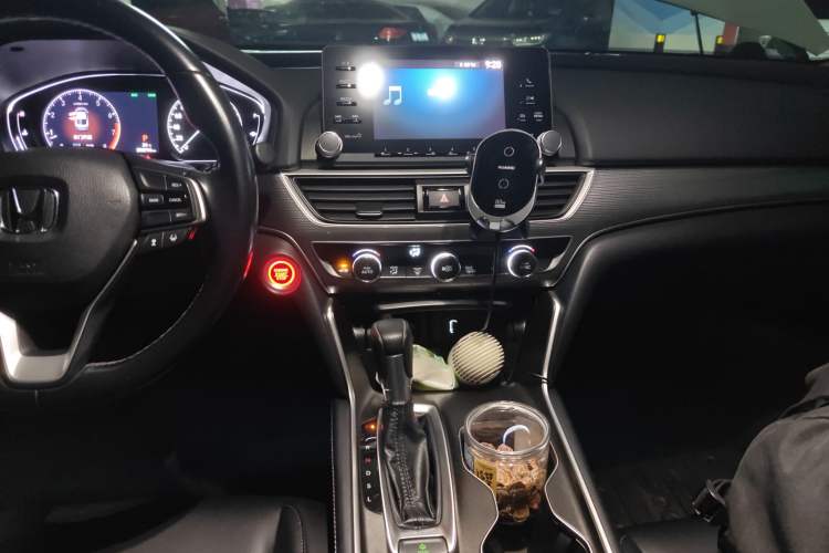 Used Honda Accord 2018 260TURBO Luxury Edition China VI
