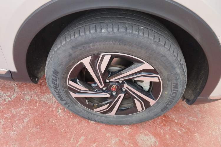 Used Hongqi HS5 2022 Revised Version 2.0T Smart Connect Flagship Edition