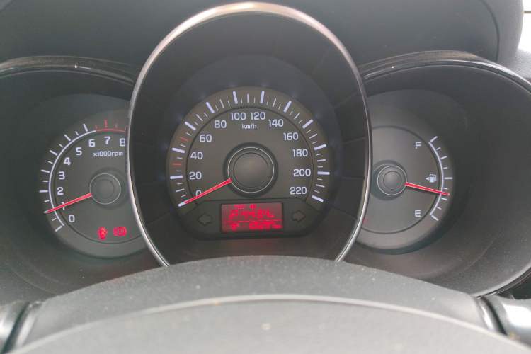 Used Kia K2 2015 Hatchback 1.4L AT GLS Cool Edition Instrument Cluster
