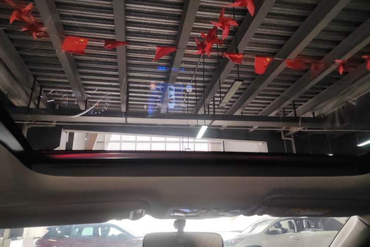 Used Toyota Highlander 2015 2.0T Four-Wheel Drive Luxury Edition 7-Seater Headliner