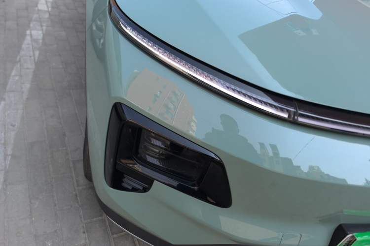 Used JETOUR Shanhai L7 2024 1.5T 120km MAX 5-Seater Right Front Headlight