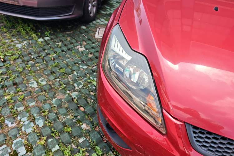 Used Ford Focus 2013 Hatchback Classic 1.8L Automatic Base Model Right Front Headlight