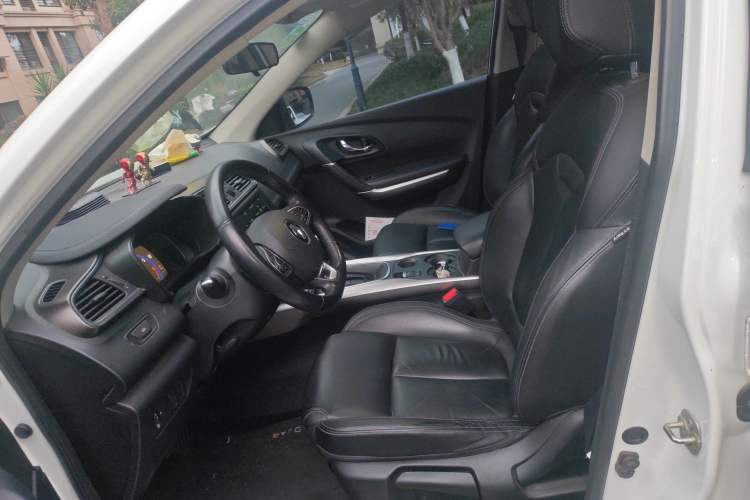 Used Renault Kadjar 2016 2.0L Two-Wheel-Drive Luxury Edition
