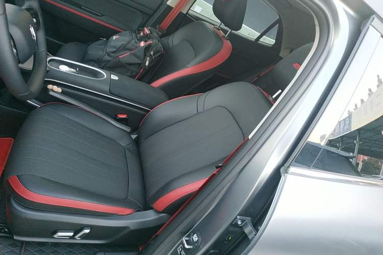 Used ORA Good Cat GT 2025 Model, Mulan Edition, 430km Luxury Version