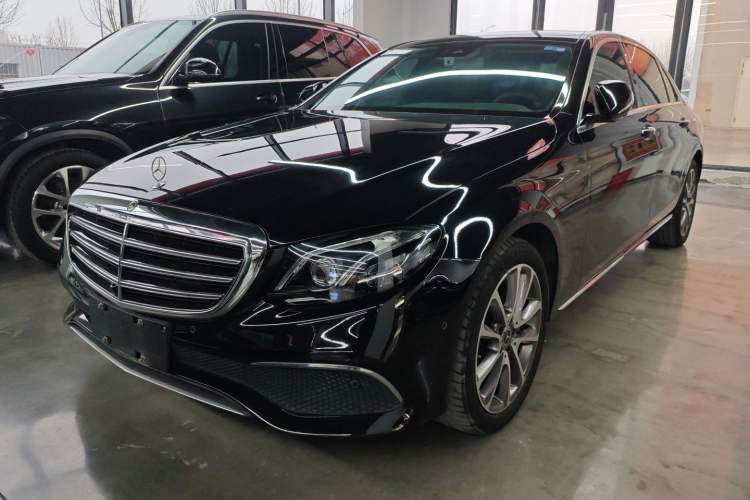 Used Mercedes-Benz E-Class 2018 Facelift E 300 L Luxury Edition