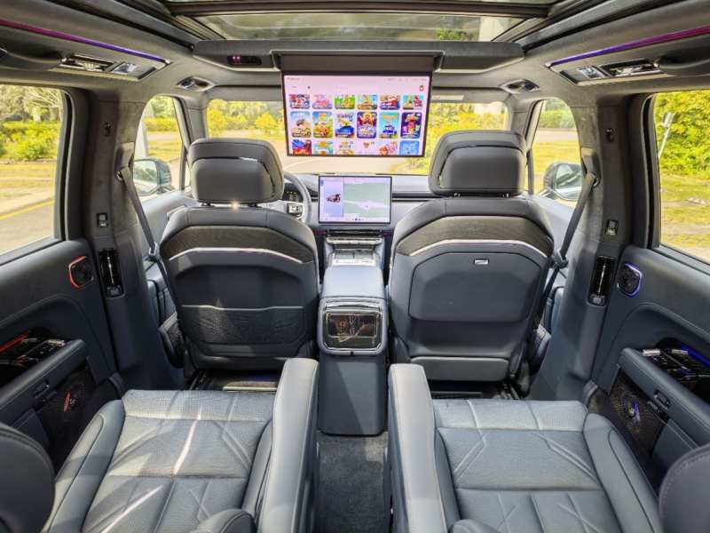 Used Zeekr 9X 2025 Ultra Edition 70kWh — 17