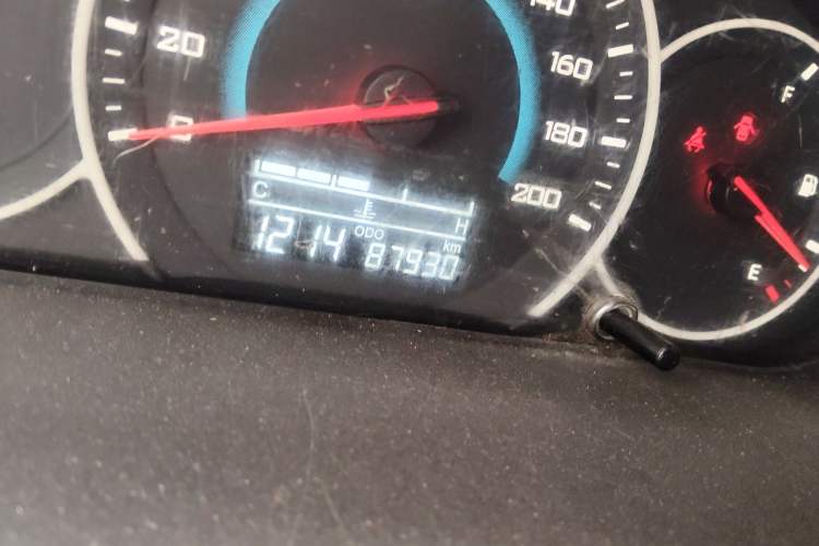 Used Wuling Rongguang V 2018 1.5L Standard Version Odometer Close Up