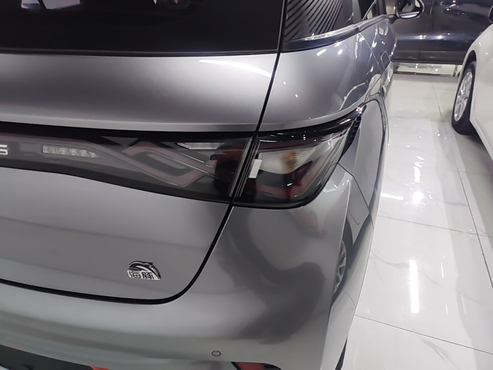BYD Dolphin 2021 405 km Fashion Edition — снимка 9