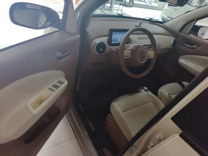 Used Wuling Hongguang MINIEV 2025 Four-Door Version Advanced Edition — 15