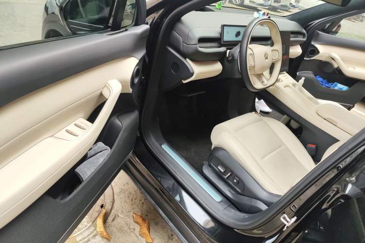 Used Nio ES6 2023 75 kWh
