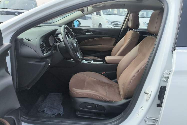 Used Buick Regal 2019 20T Elite Version China VI Standard