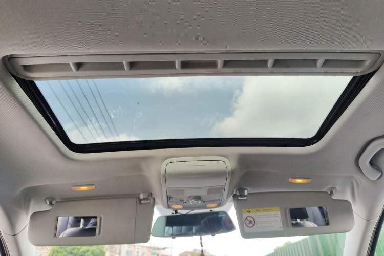 Used Volkswagen Sagitar 2014 Revised Version 1.6L Automatic Comfort Edition
