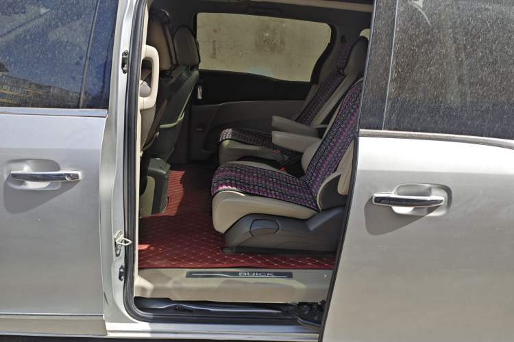 Used Buick GL8 2011 3.0L XT Luxury Business Flagship Edition
