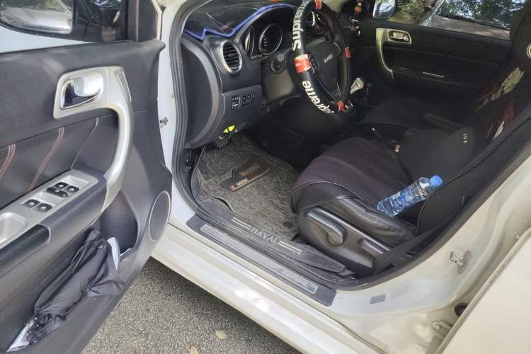 Used Haval H6 2016 Upgraded Model 1.5T Automatic Two-Wheel Drive Elite Version
