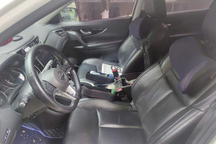 Used Nissan X-Trail 2019 2.0L CVT Smart Connect Comfort Edition 2WD
