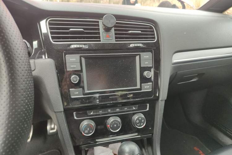 Used Volkswagen Golf 2018 280TSI Automatic R-Line Model
