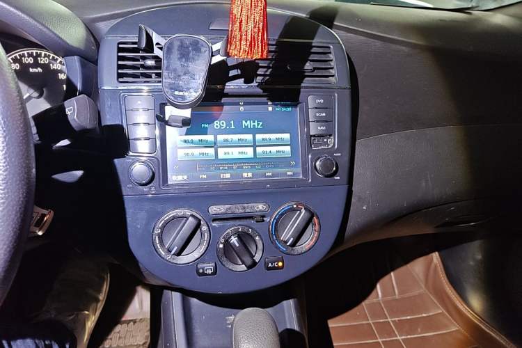 Used Nissan Tiida 2014 1.6L CVT Comfort Model