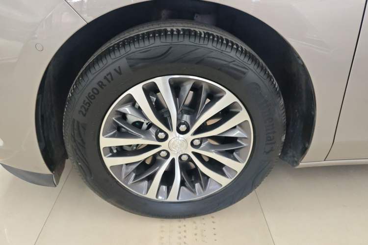 Used Buick GL8 2022 ES Landtrek 653T Luxury Edition
