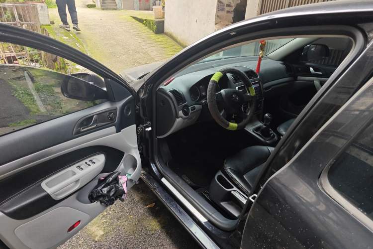 Used Skoda Octavia 2014 1.6L Manual Yijie Edition