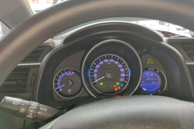 Used Honda Fit 2014 1.5L SE CVT Fashion Model