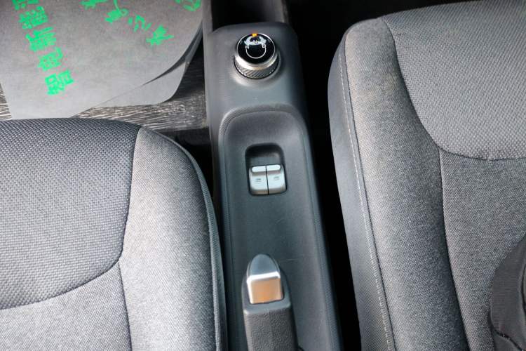 Used Wuling Zhiguang New Energy 2025 Comfort Model Gear Lever